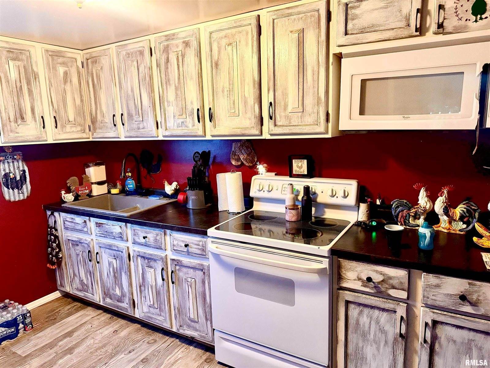 805 3RD Street, Colona, IL 61241