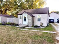 805 3RD Street, Colona, IL 61241