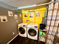 805 3RD Street, Colona, IL 61241