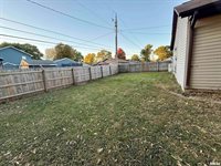 805 3RD Street, Colona, IL 61241