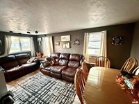 805 3RD Street, Colona, IL 61241