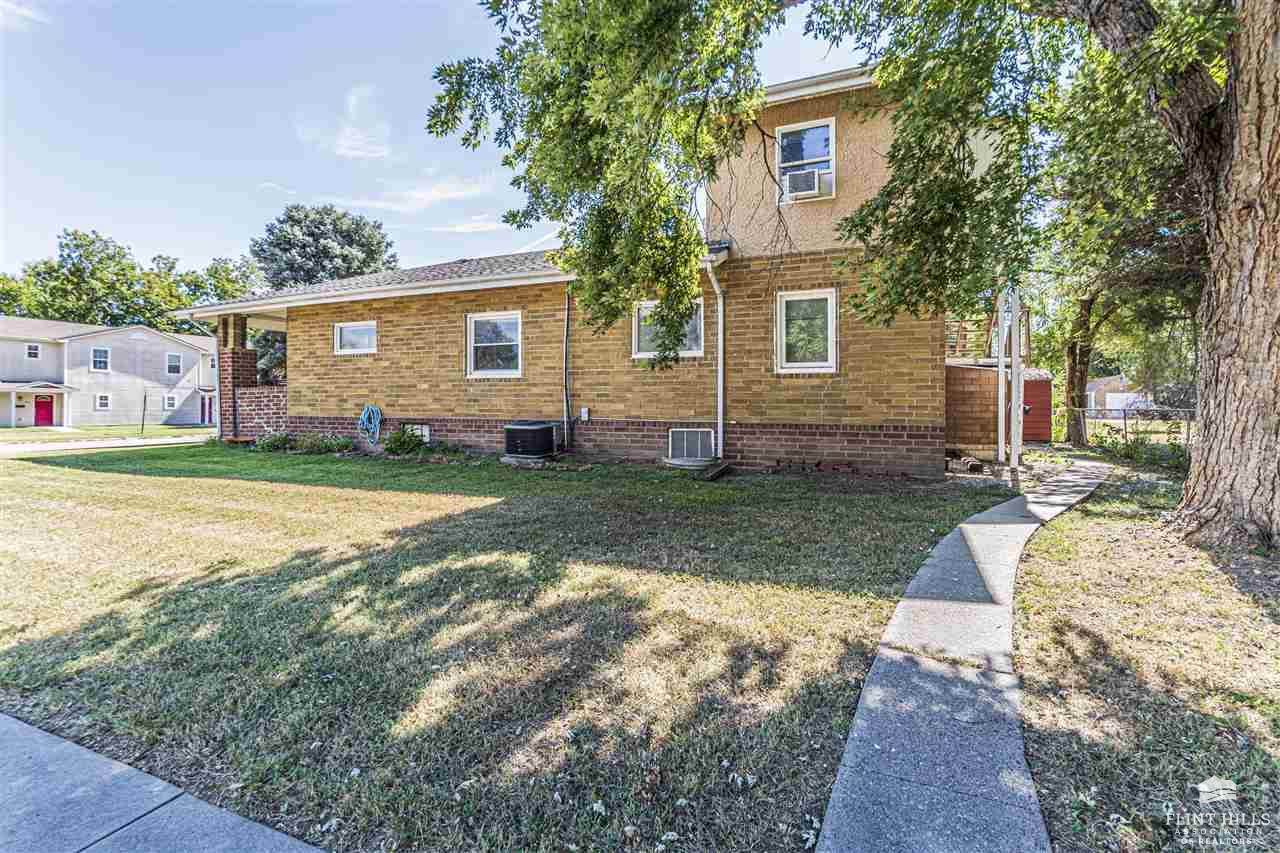 826 North Jackson Street, Junction City, KS 66441