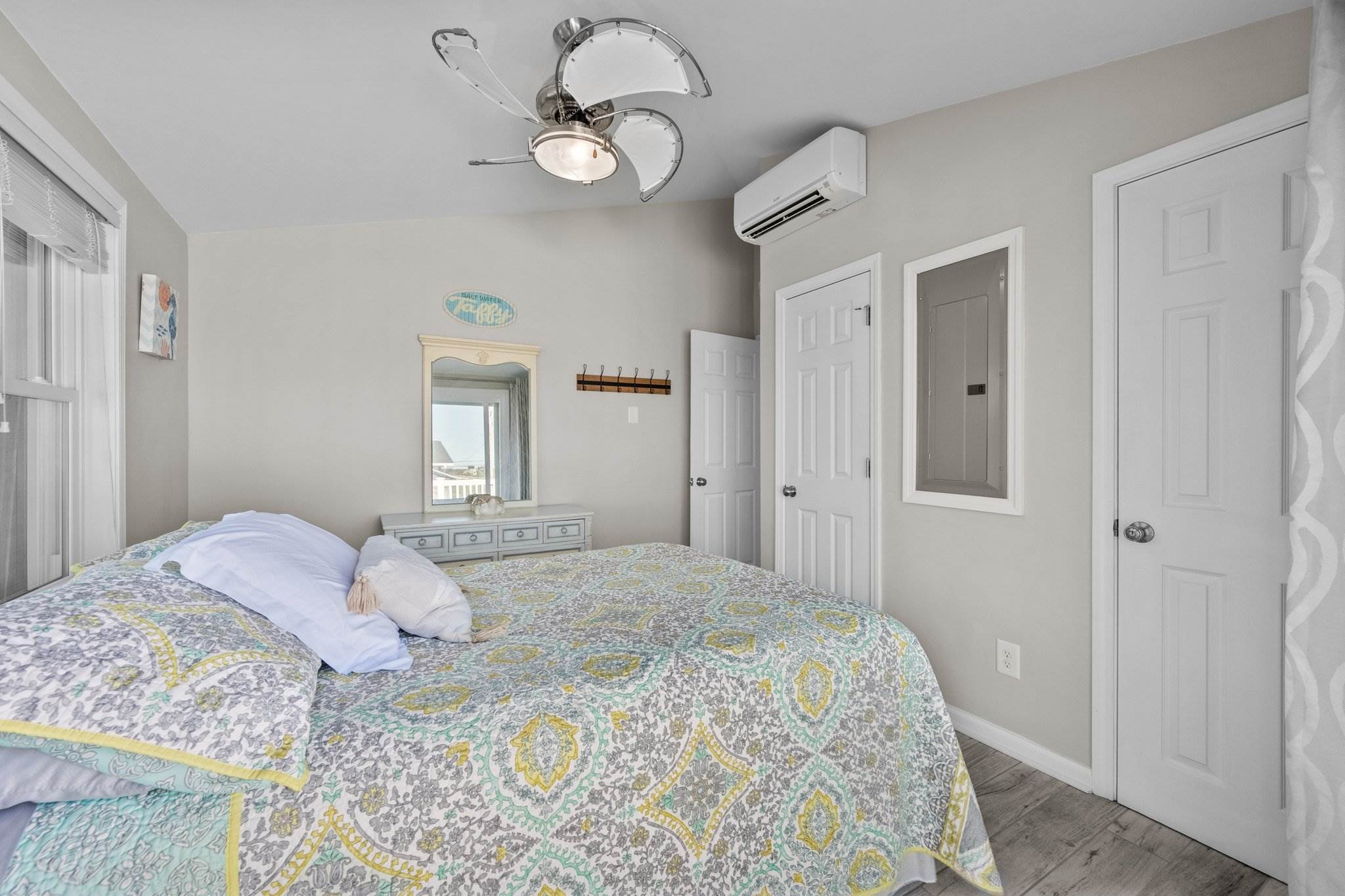 8811 2nd Avenue, North Topsail Beach, NC 28460