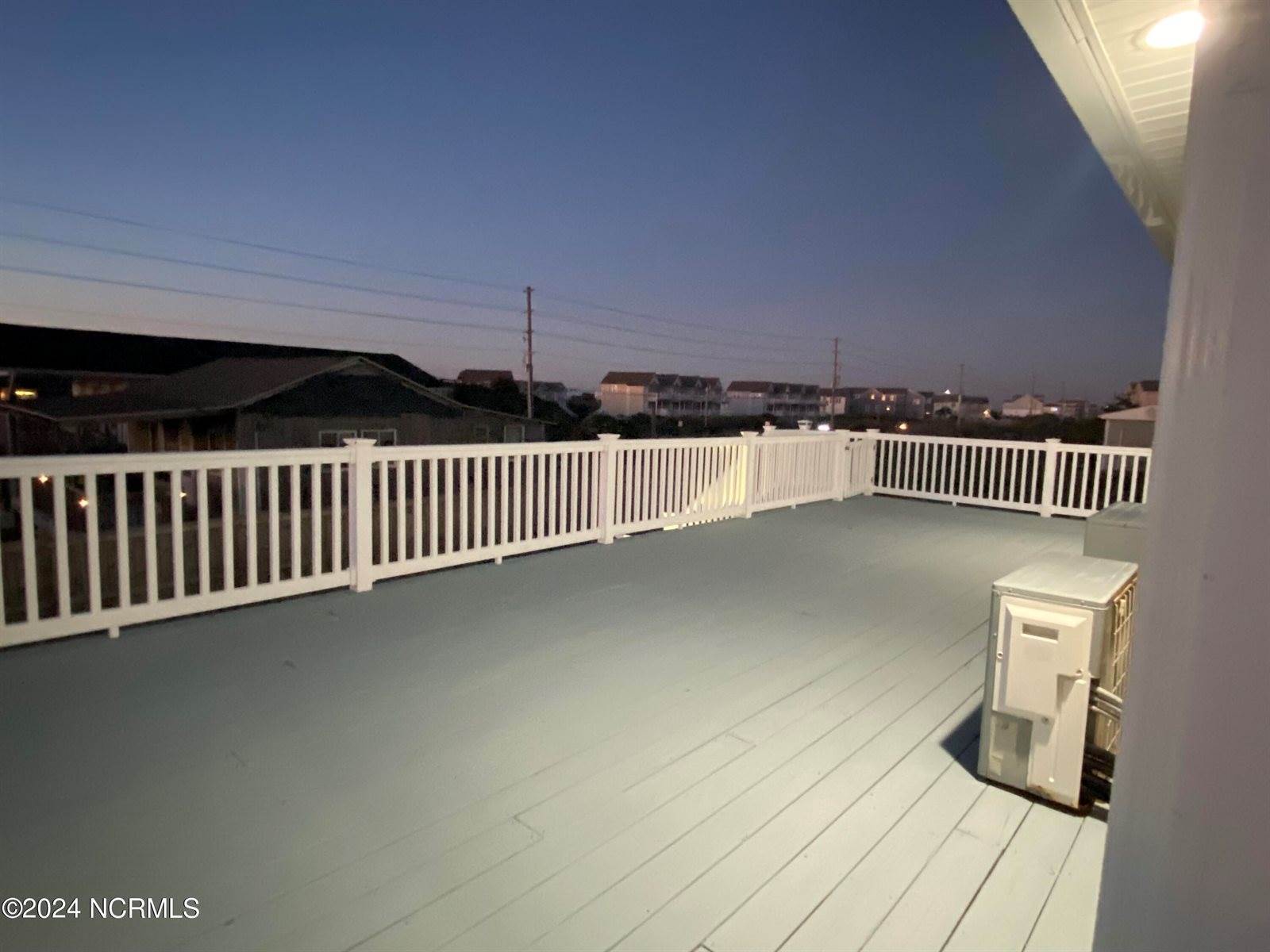 8811 2nd Avenue, North Topsail Beach, NC 28460