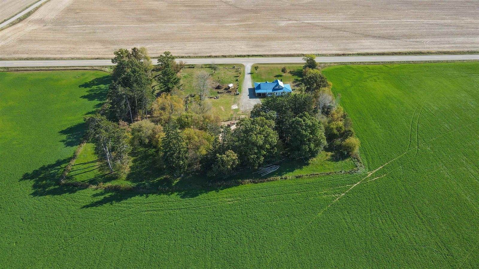 456 County Road A, Amherst Junction, WI 54407