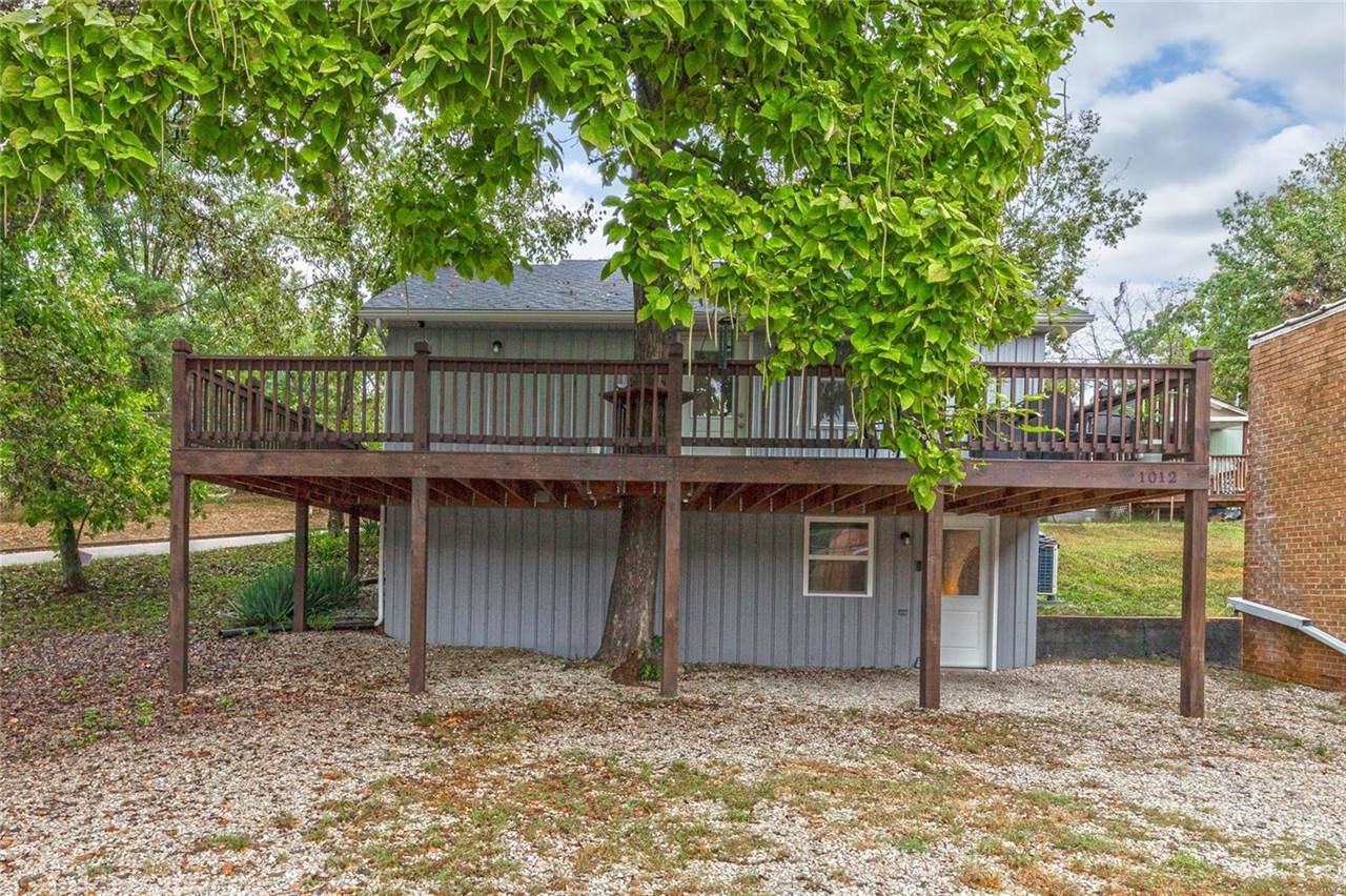 1012 Historic 66 West, Waynesville, MO 65583