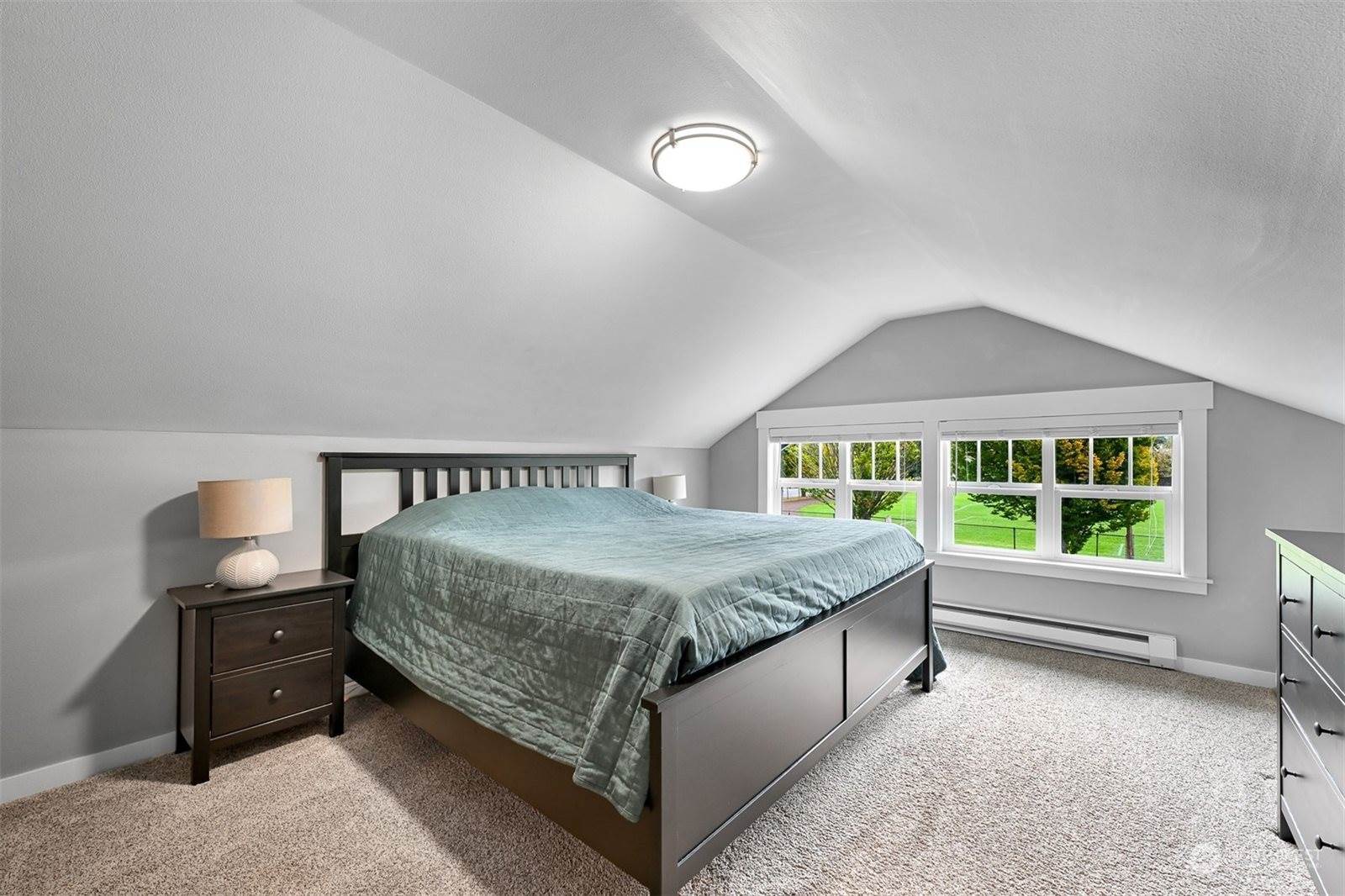 1907 F Street, Bellingham, WA 98225