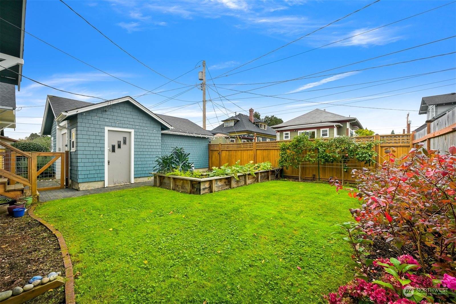 1907 F Street, Bellingham, WA 98225