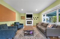 1907 F Street, Bellingham, WA 98225