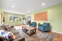 1907 F Street, Bellingham, WA 98225