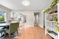 1907 F Street, Bellingham, WA 98225