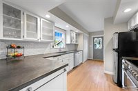 1907 F Street, Bellingham, WA 98225