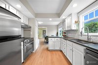 1907 F Street, Bellingham, WA 98225