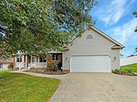 1558 Summerlin Dr, Wooster, OH 44691