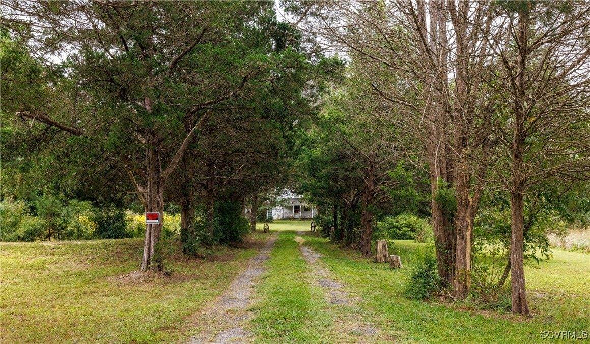 8011 Namozine Road, Amelia County, VA 23002