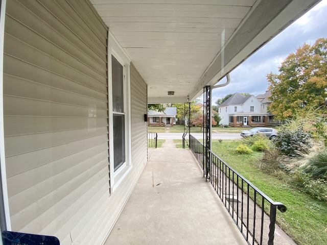 2014 N 9th St, Terre Haute, IN 47804