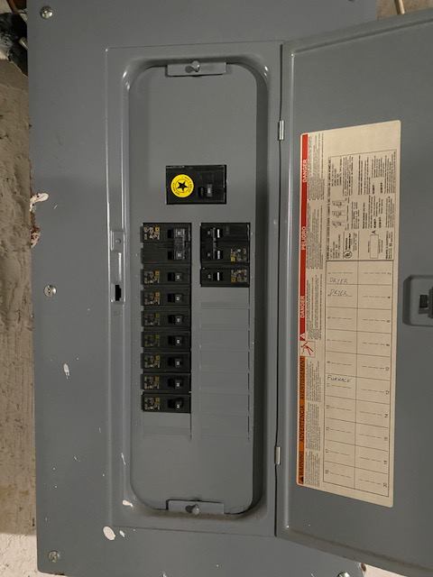 2014 N 9th St, Terre Haute, IN 47804