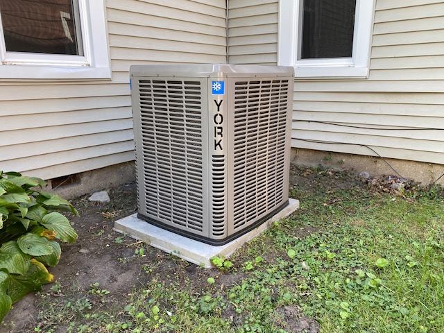 2014 N 9th St, Terre Haute, IN 47804