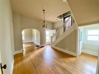 2014 N 9th St, Terre Haute, IN 47804