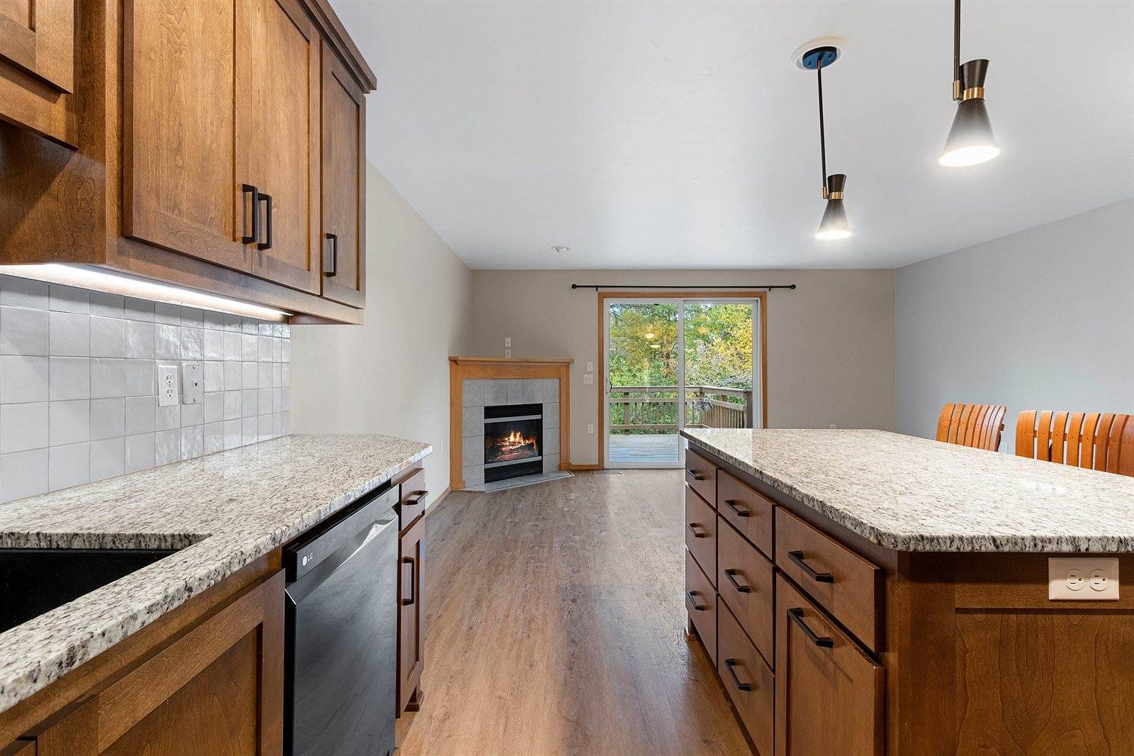 1300 Alpine Drive, #404, Green Bay, WI 54311