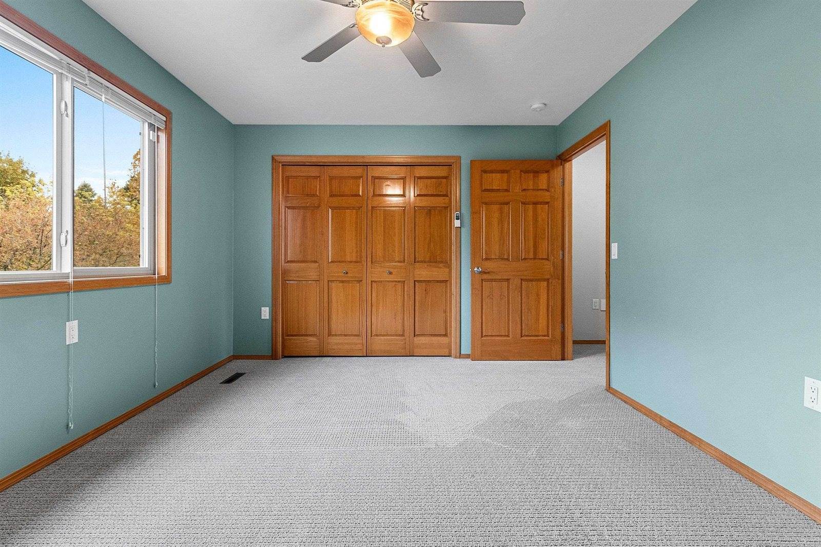 1300 Alpine Drive, #404, Green Bay, WI 54311