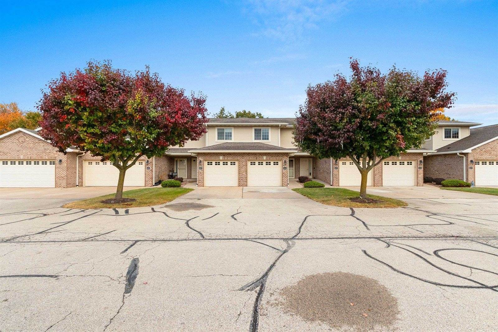 1300 Alpine Drive, #404, Green Bay, WI 54311