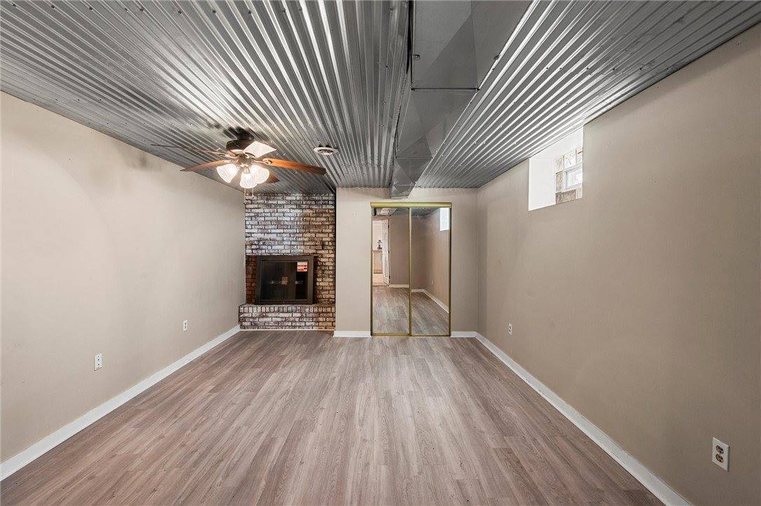 141 Monks Rd., Clinton Township, PA 16056