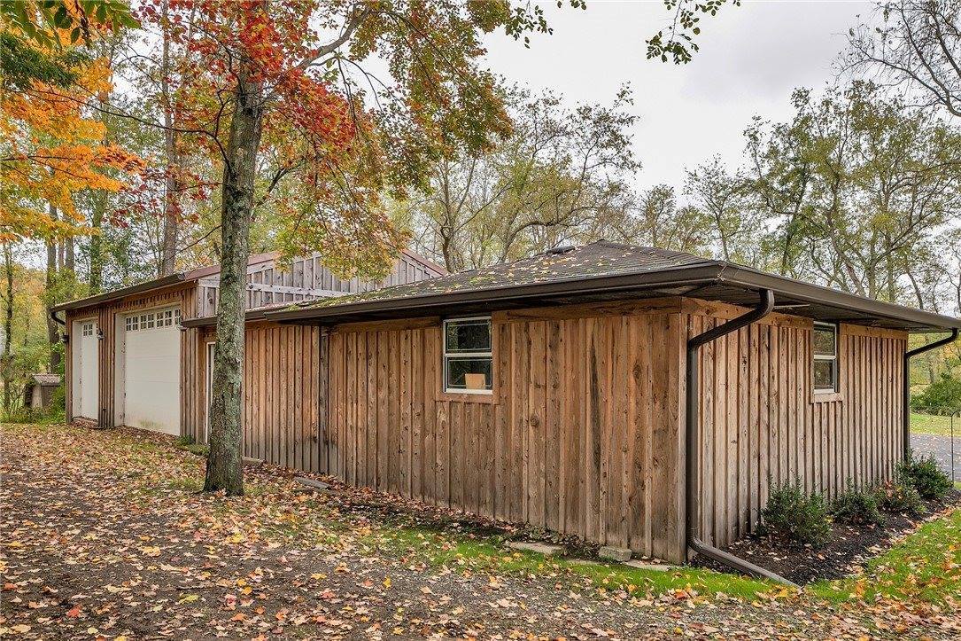 141 Monks Rd., Clinton Township, PA 16056