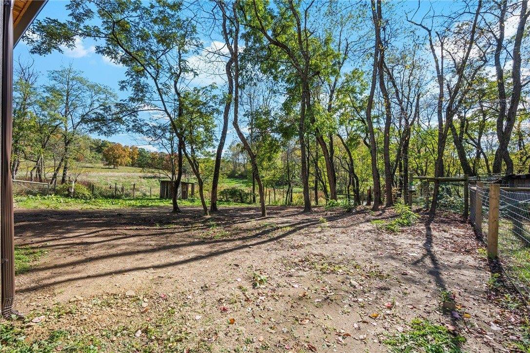 141 Monks Rd., Clinton Township, PA 16056