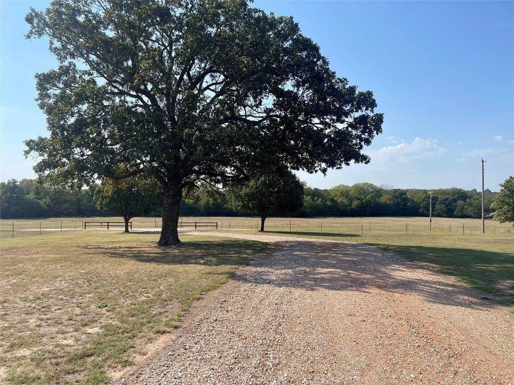 37295 Acme Road, Asher, OK 74826