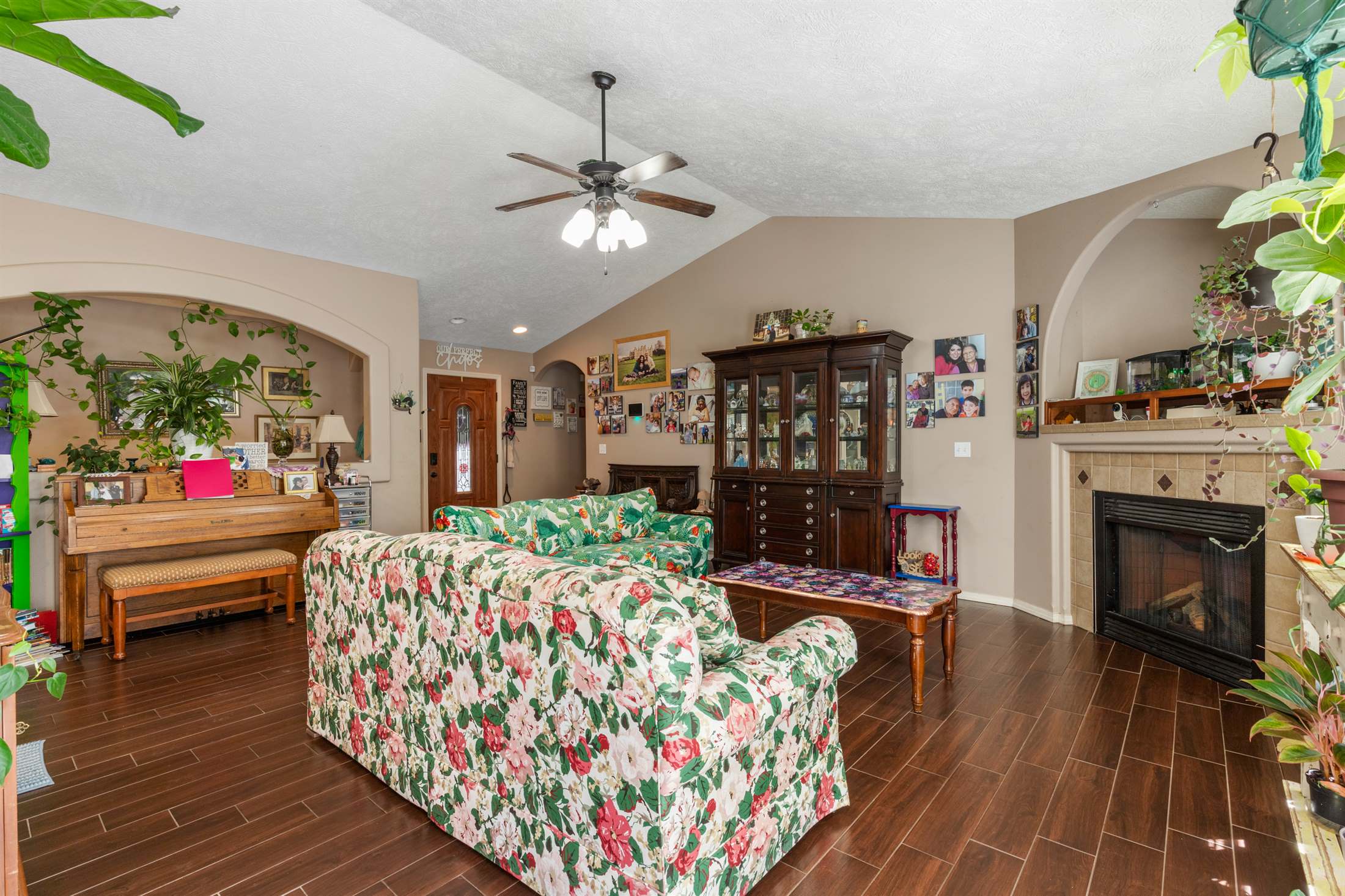 122 Summit Pass, Waynesville, MO 65583