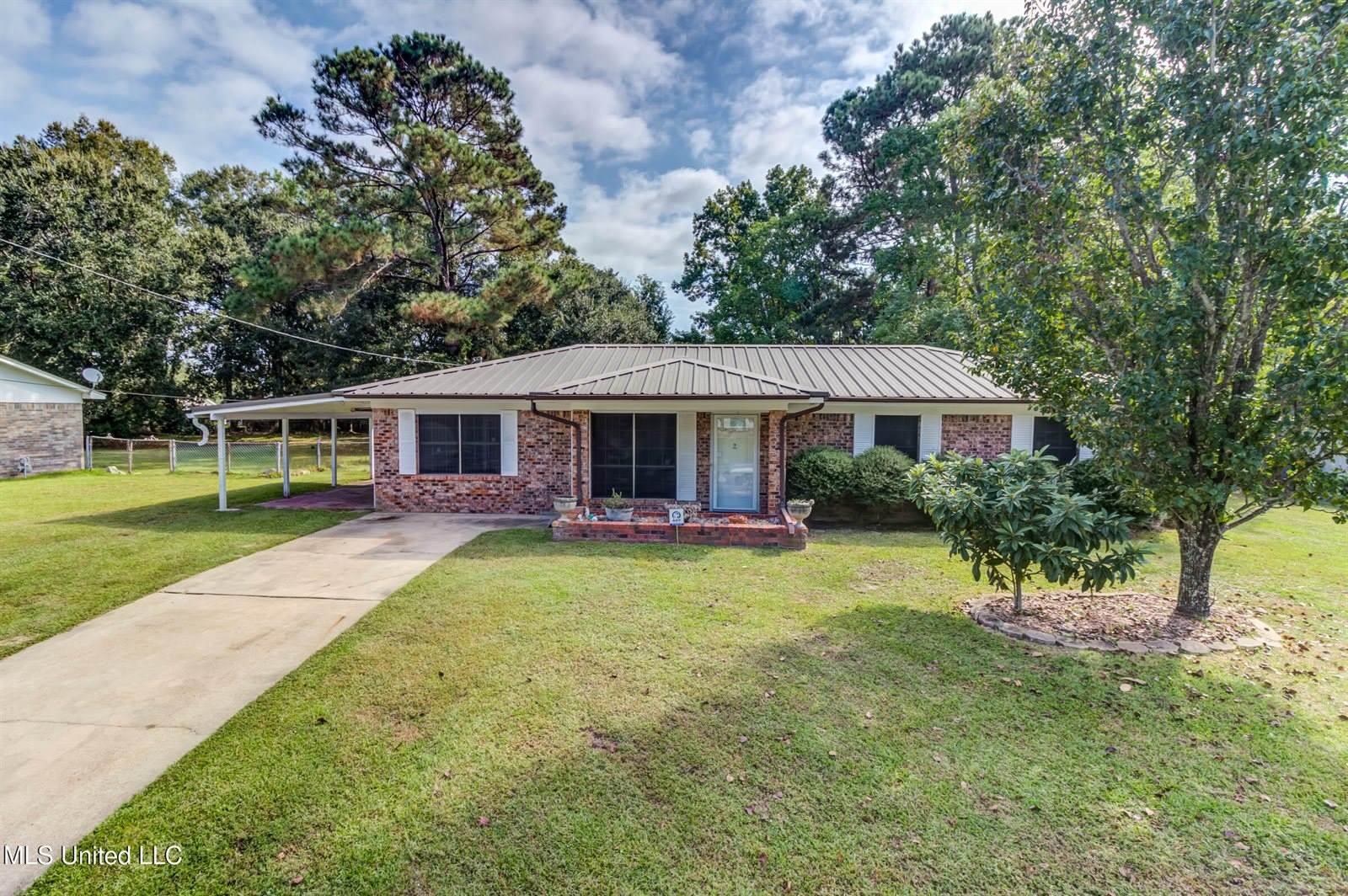 114 Evergreen Drive, D'Iberville, MS 39540