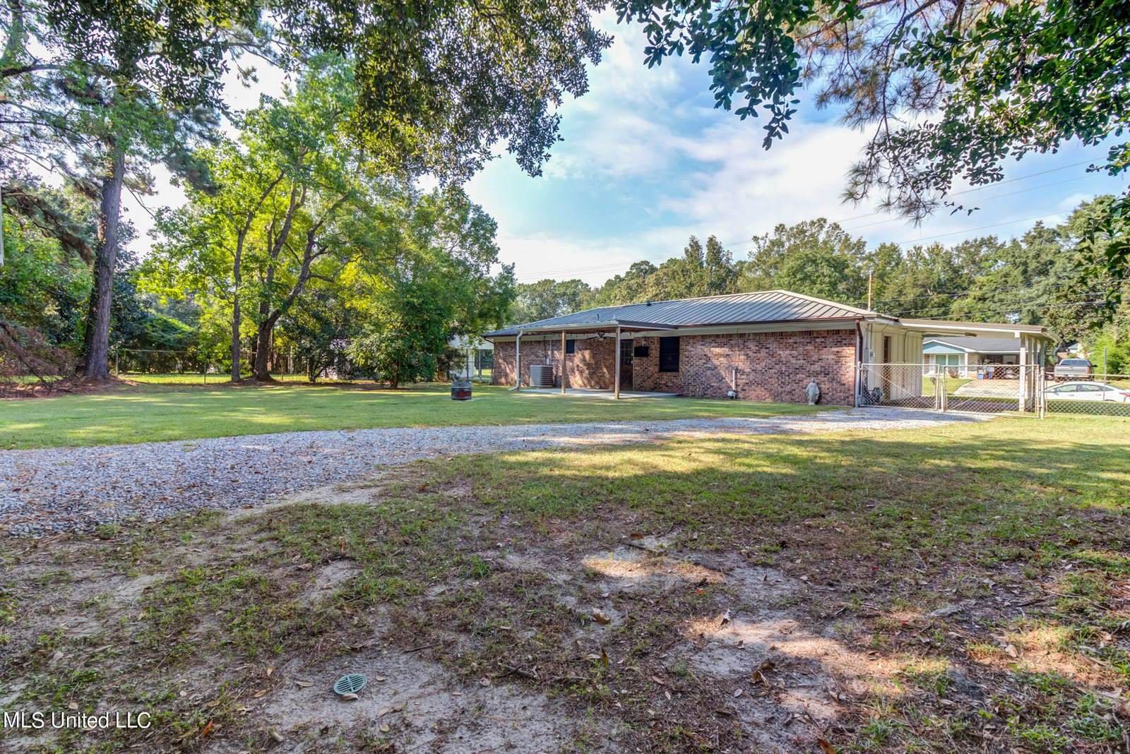 114 Evergreen Drive, D'Iberville, MS 39540