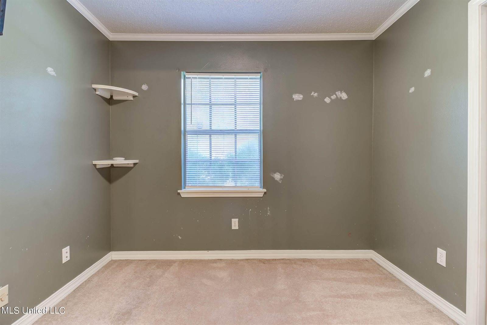 114 Evergreen Drive, D'Iberville, MS 39540