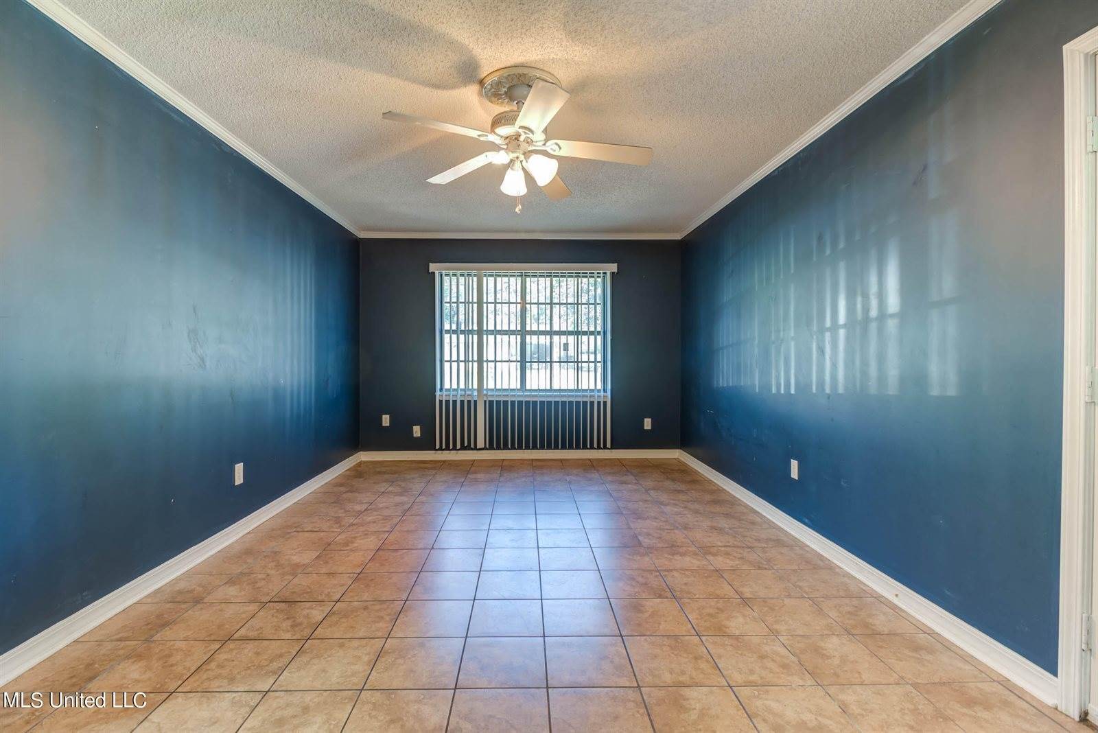 114 Evergreen Drive, D'Iberville, MS 39540