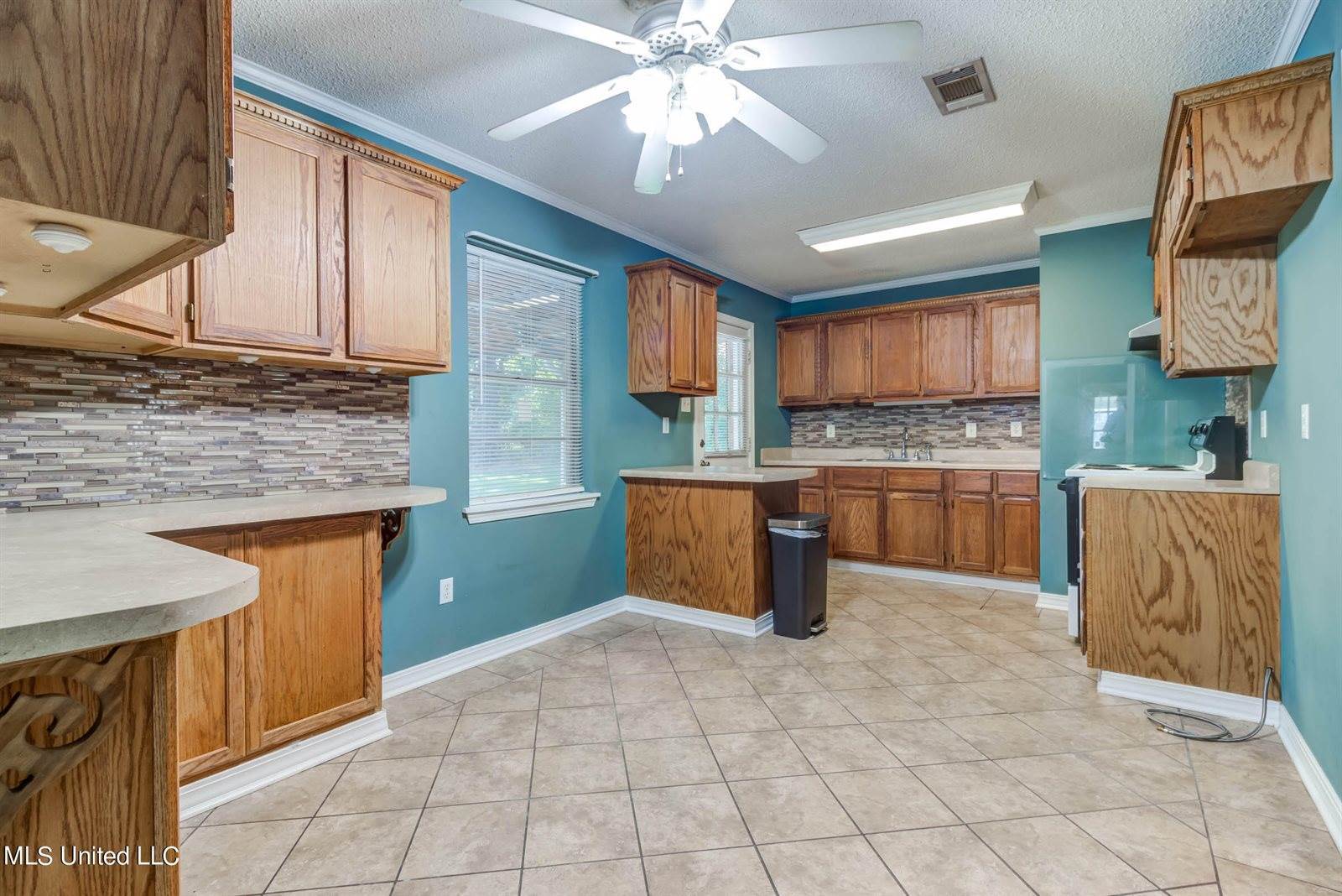 114 Evergreen Drive, D'Iberville, MS 39540