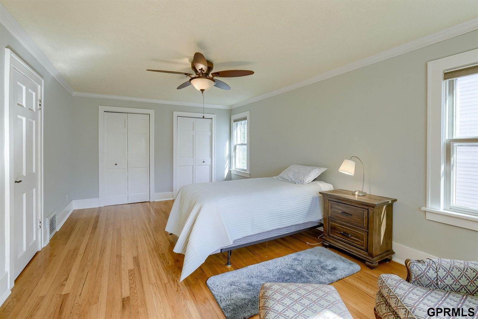 5610 Howard Street, Omaha, NE 68106