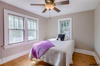 5610 Howard Street, Omaha, NE 68106