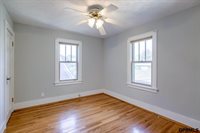 5610 Howard Street, Omaha, NE 68106