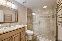 5610 Howard Street, Omaha, NE 68106