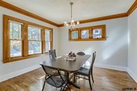 5610 Howard Street, Omaha, NE 68106