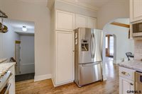 5610 Howard Street, Omaha, NE 68106