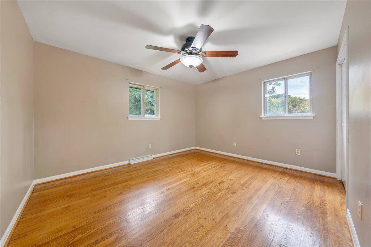 3708 Antietam Dr, Roanoke, VA 24018