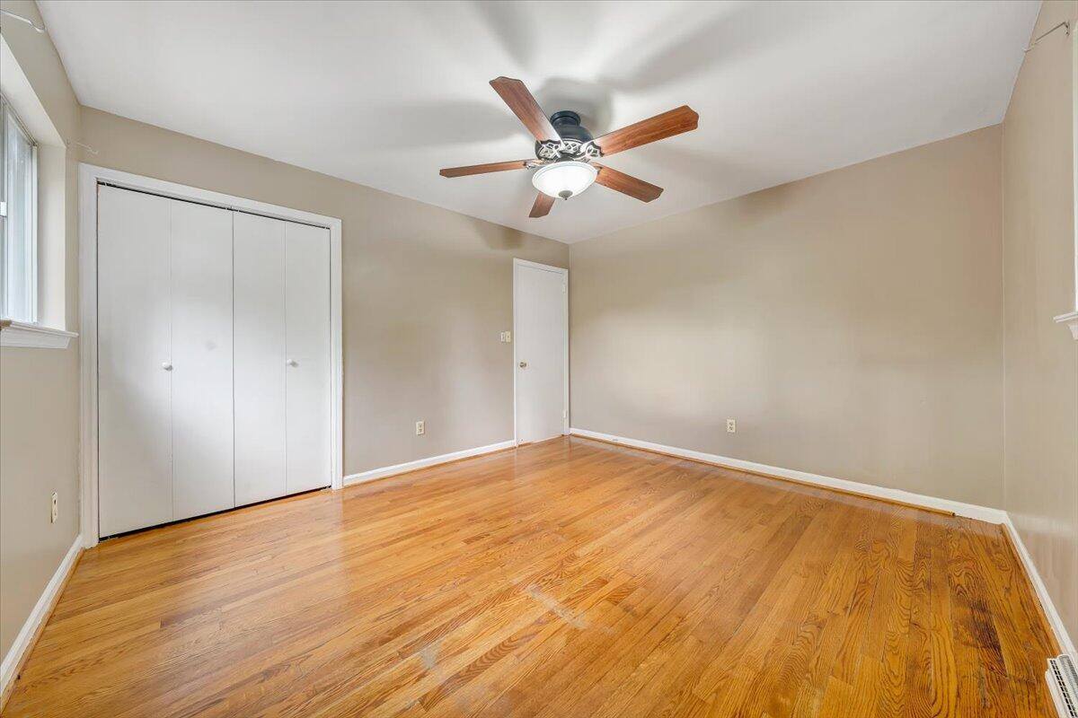 3708 Antietam Dr, Roanoke, VA 24018