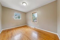 3708 Antietam Dr, Roanoke, VA 24018