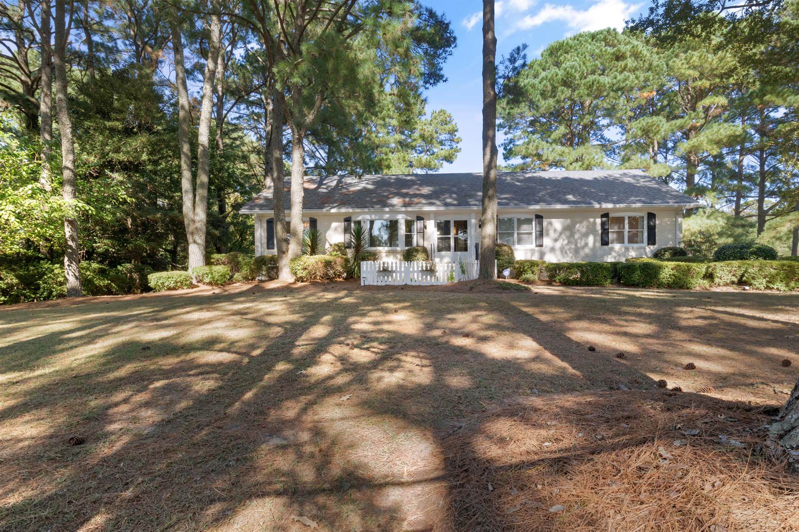 2416 Broad Bay Road, Virginia Beach, VA 23451