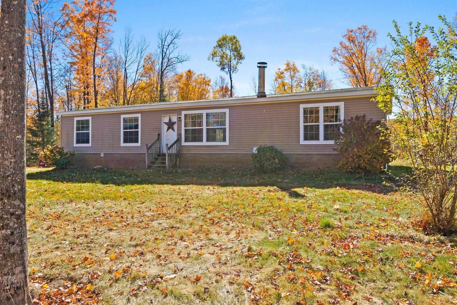 N3698 Dehart Road, White Lake, WI 54491