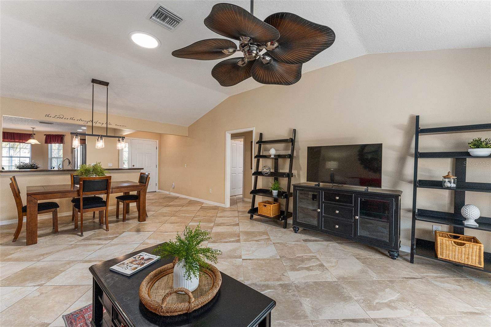 410 Ainsworth Circle, The Villages, FL 32162