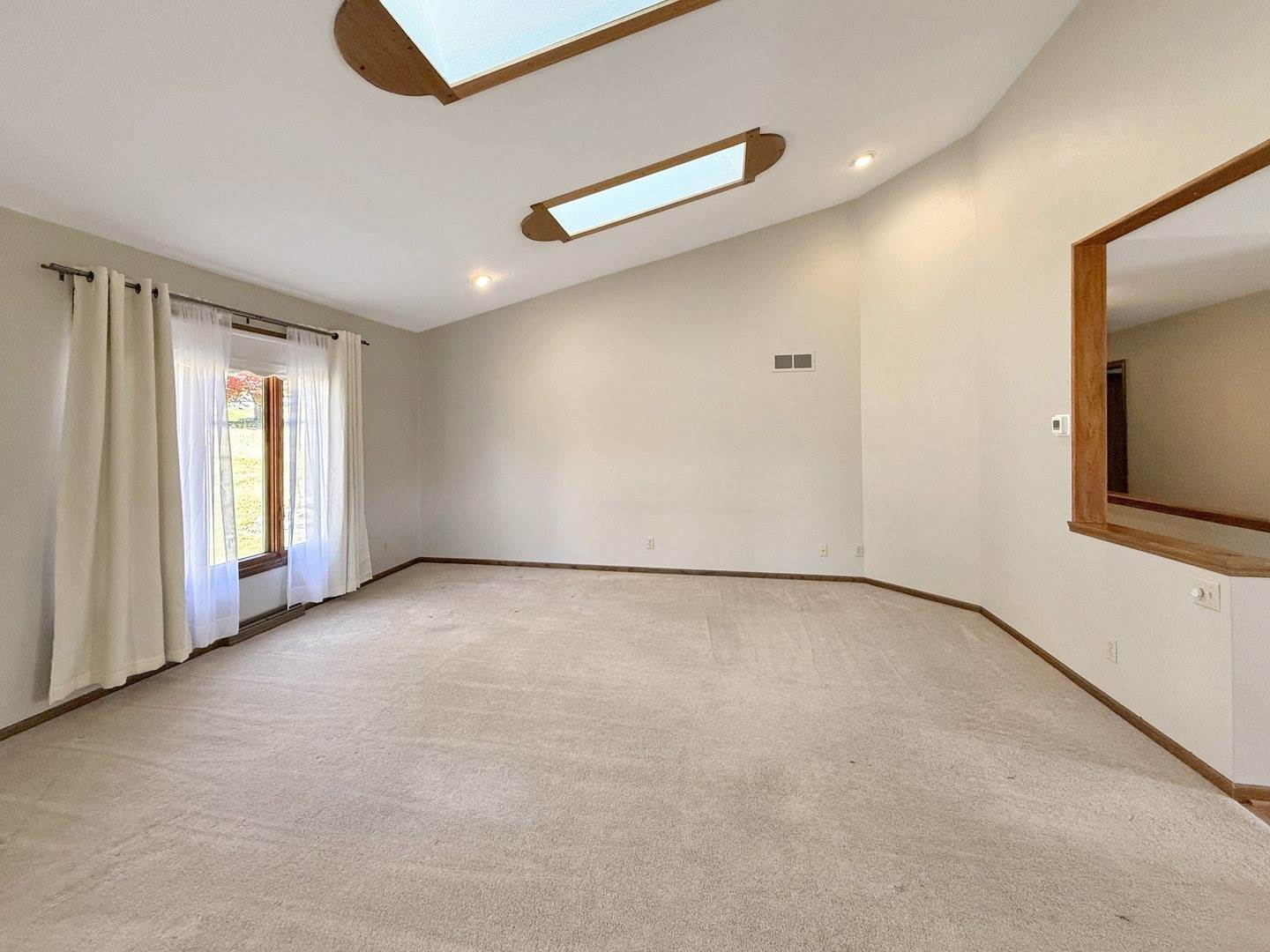 2236 Chelsea Avenue, Freeport, IL 61032