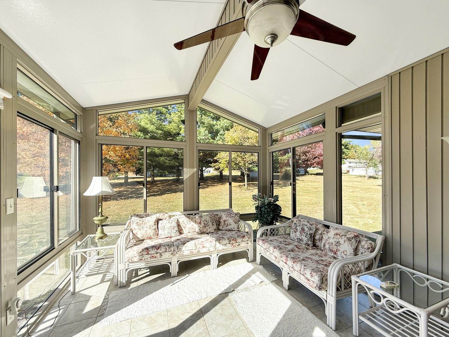 2236 Chelsea Avenue, Freeport, IL 61032